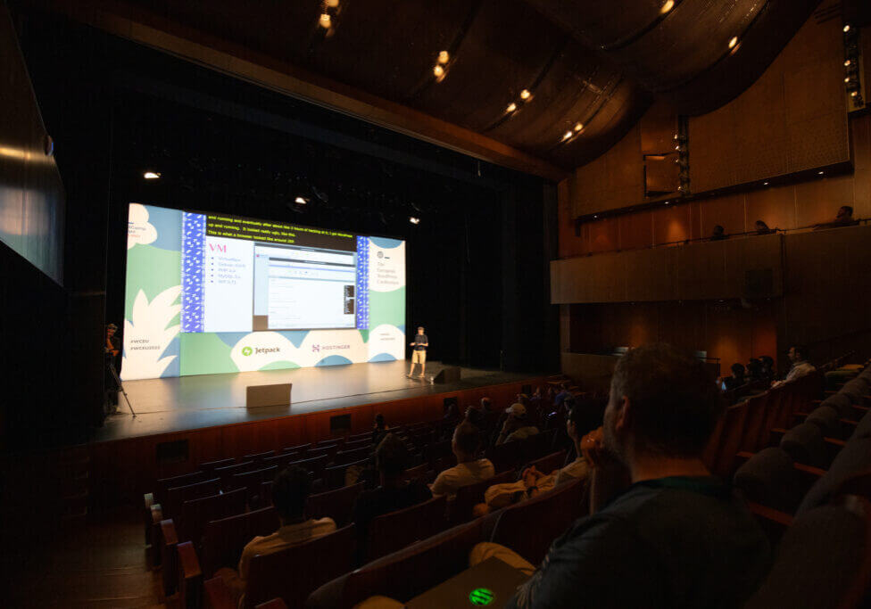 Aaron Reimann Presenting at WordCamp Europe